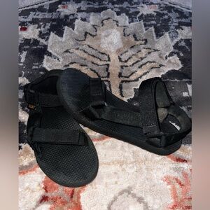 Teva Sandals! 🩴